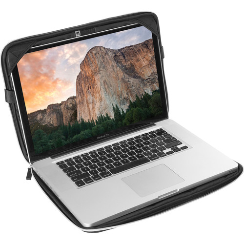Tucano Velvet Sleeve for MacBook Pro 13